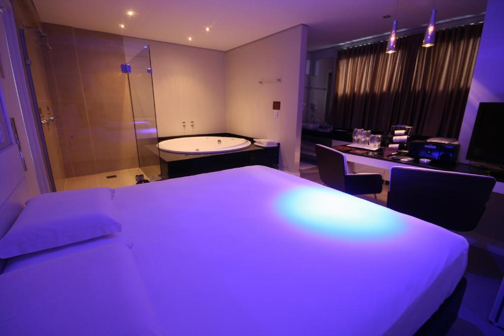 Double Room with Hot Tub,1308732136:JPEG